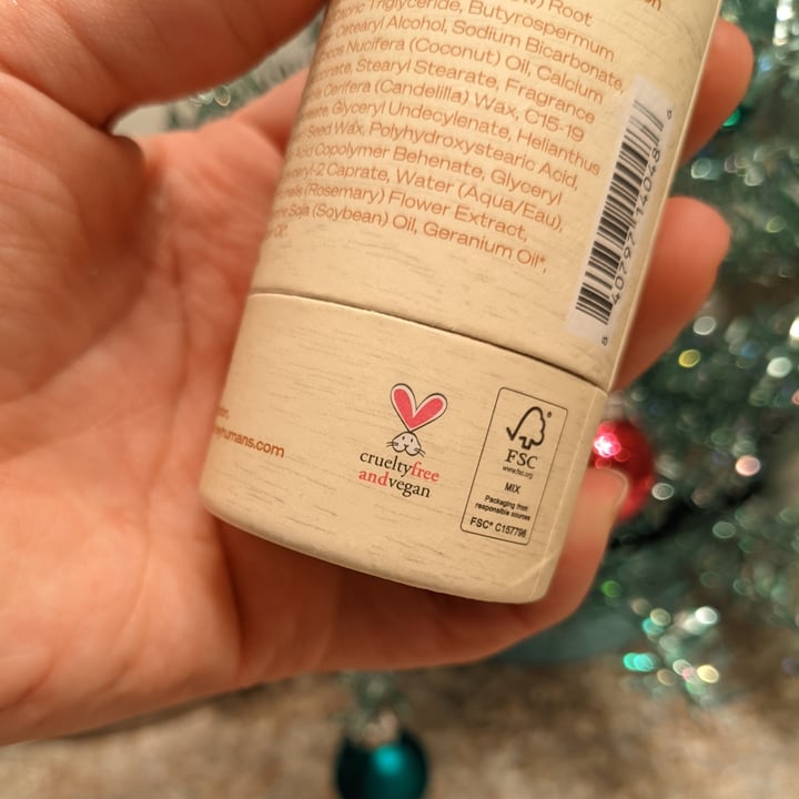 photo of Hey Humans Rosewater Ginger Deodorant shared by @lusheetatoel on  30 Dec 2021 - review