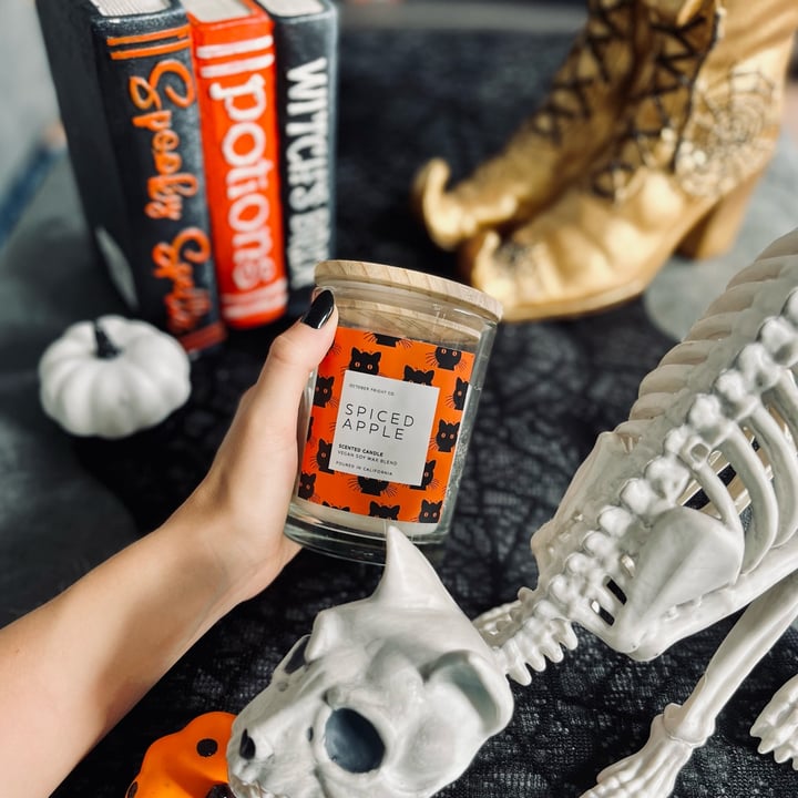 review photo of leoben company Spiced Apple Scented Candle shared by @alexanicole on 01 Nov 2022 - review