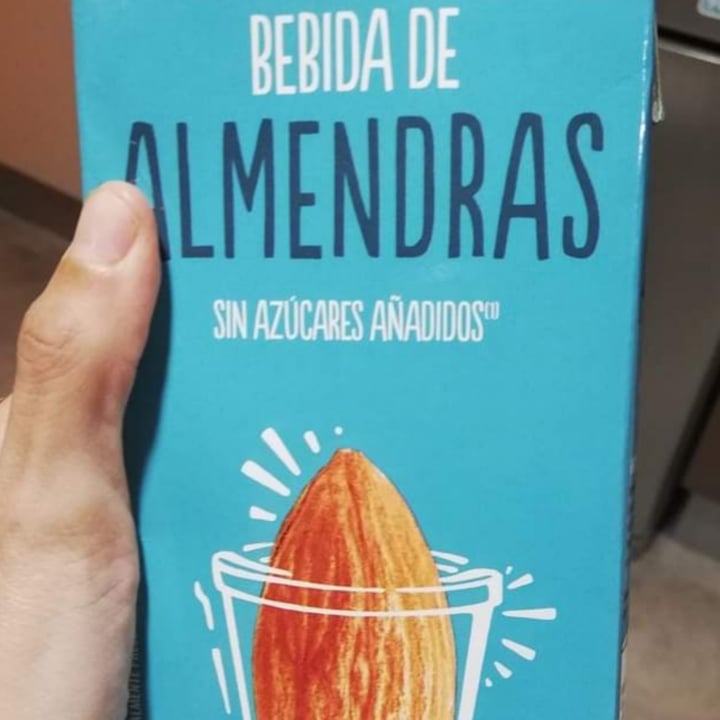 photo of Hacendado Bebida de Almendras shared by @raxel on  18 Nov 2020 - review