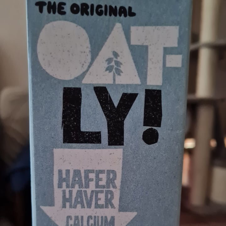 photo of Oatly Hafer Haver Calcium Drink shared by @dejanster on  14 Jun 2022 - review