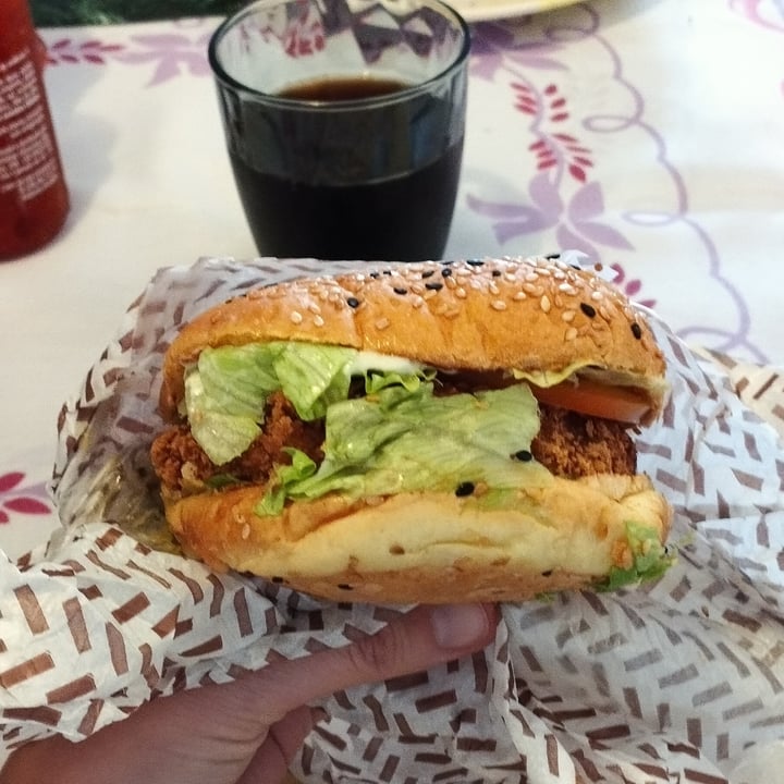 photo of NOW BURGER vegan burger bacon shared by @lelelarcher on  19 Jun 2022 - review