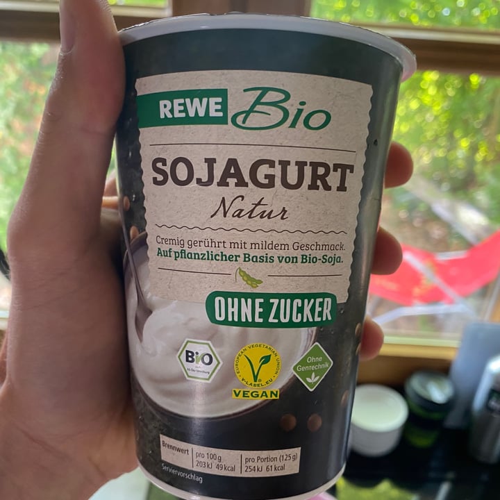 photo of Rewe Bio Sojajoghurt Natur shared by @vegainstrength on  02 Jun 2020 - review