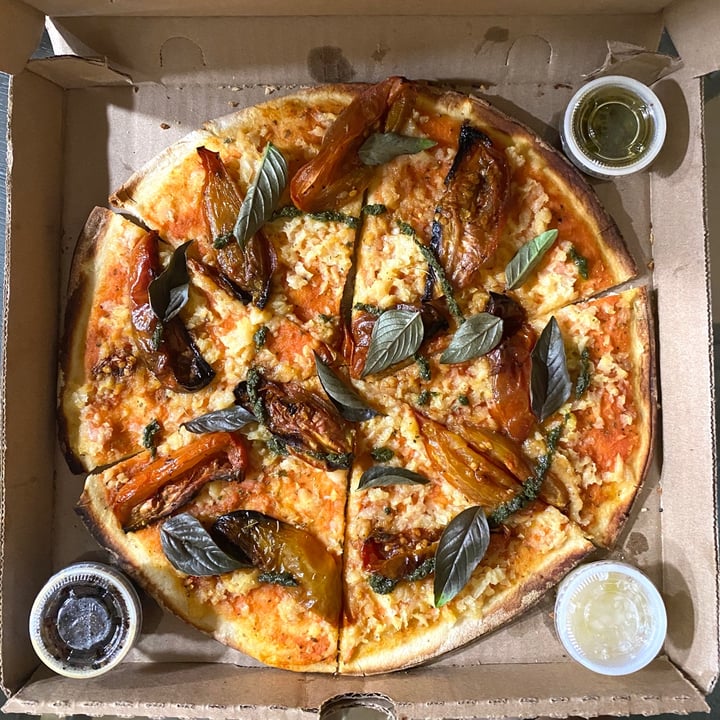 photo of El Tigre y El Toro Pizza Vegana shared by @karla93 on  20 Jul 2020 - review