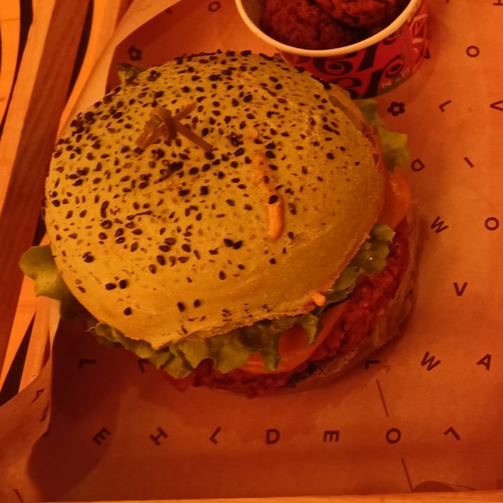 review photo of Flower Burger Jungle Burger shared by @artisticale on 16 Apr 2022 - review