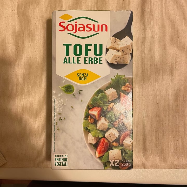 review photo of Sojasun Tofu alla erbe shared by @violi on 17 Oct 2022 - review