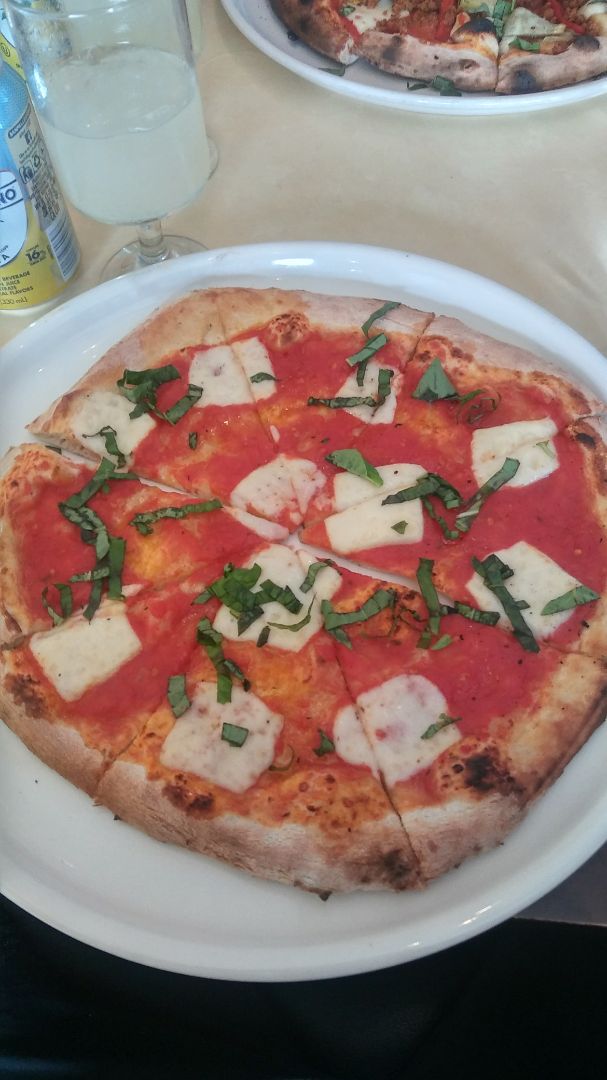 photo of Pizza Nea Margherita pizza shared by @billionvegans on  29 Sep 2018 - review