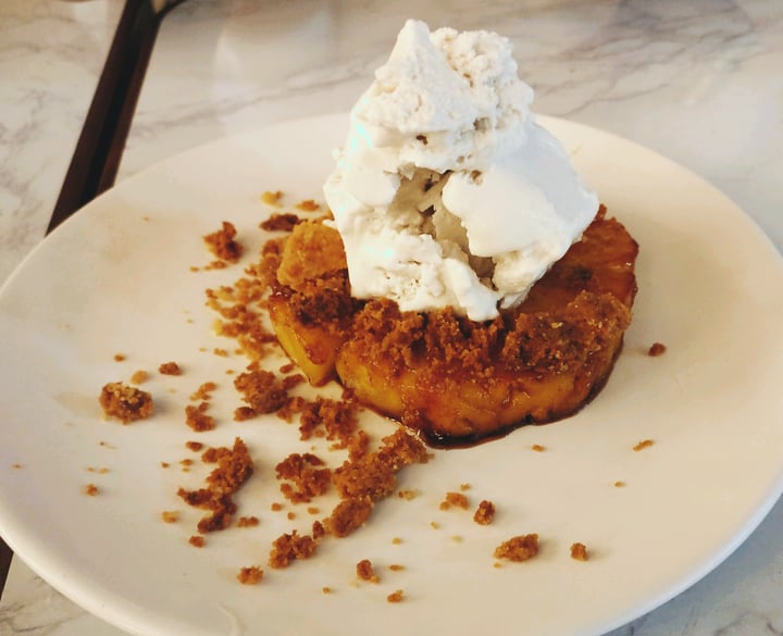 photo of HRVST Cafe & Bar Caramelized Pineapple & Clove Ice Cream shared by @hownowbrownkow on  12 Apr 2018 - review