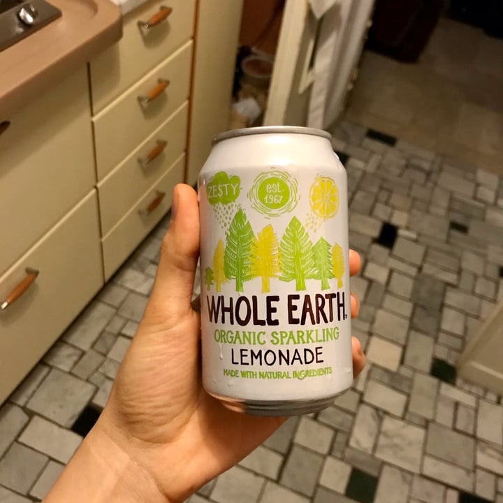 photo of Whole Earth Organic Sparkling Lemonade shared by @carmelau on  16 Oct 2021 - review