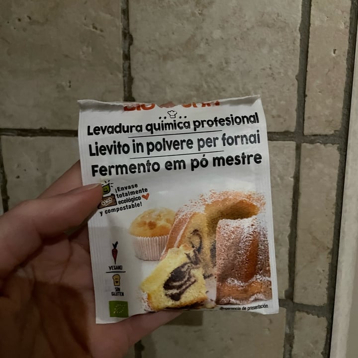 photo of Biovegan Backpulver - Lievito shared by @giulssd on  23 Mar 2022 - review