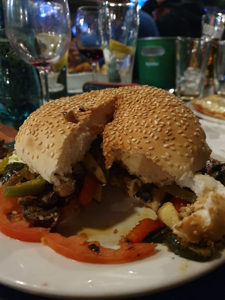 photo of Grand Slam Sports Diner Veggie Burger shared by @tals on  02 Jun 2019 - review