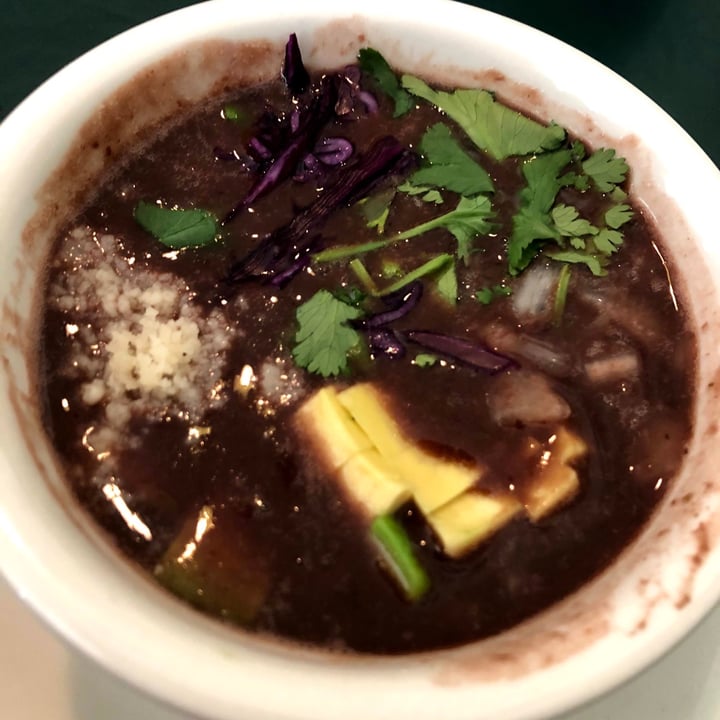 review photo of Luna Verde Vegan Mexican Restaurant Nachos, Chimichanga & Black Bean Soup shared by @alycat on 16 May 2020 - review