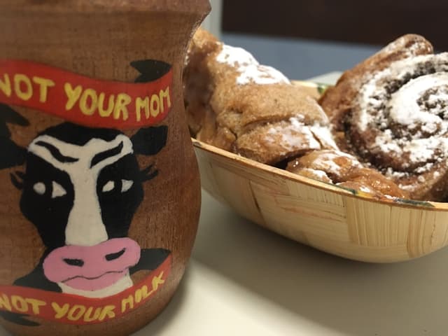 Photo of the dish “Medialunas rellenas de dulce de leche de almendras”