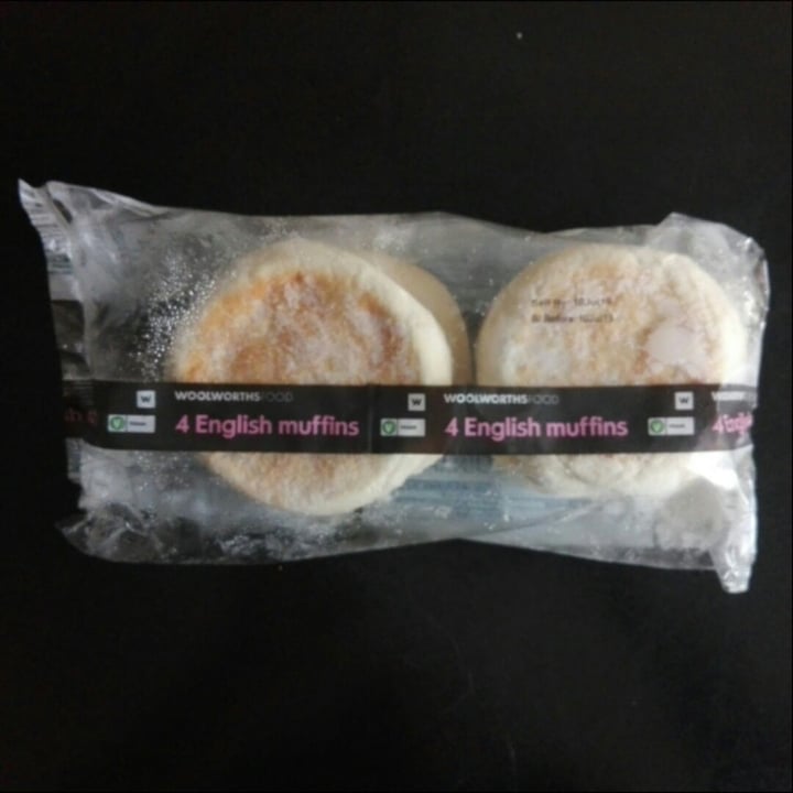 photo of Woolworths Food 4 English Muffins shared by @josiearmadillo on  04 Aug 2019 - review