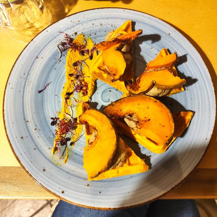 review photo of Soul Kitchen Waffle Di Zucca, Hummus Di Roveja, Zucca Brasata shared by @dolcenera on 31 Mar 2022 - review
