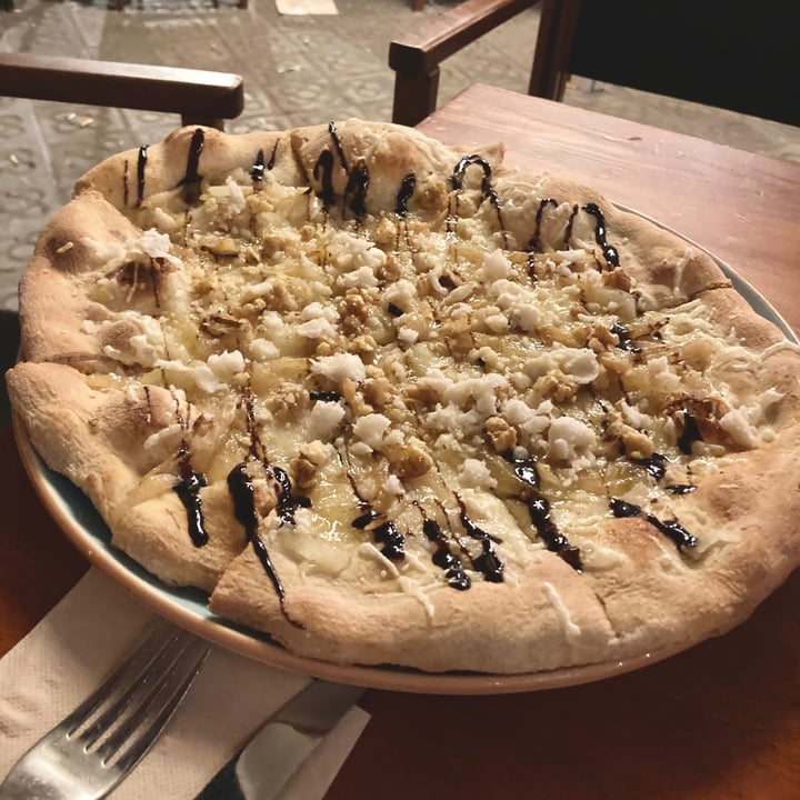 photo of Blu Bar Pizza Cheese Lovers shared by @asiayportia on  19 May 2021 - review
