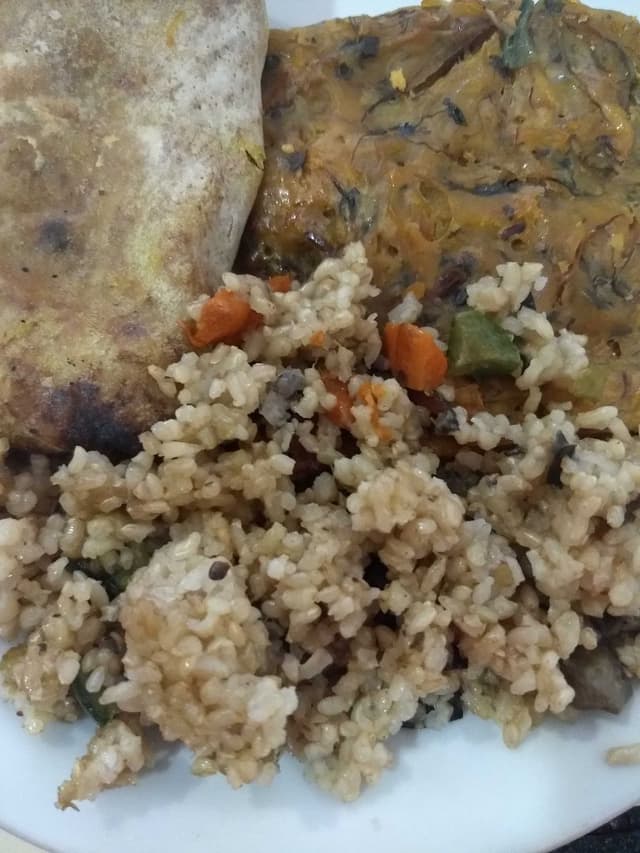 Photo of the dish “Chop suey vegano con coliflor y  zanahoria”