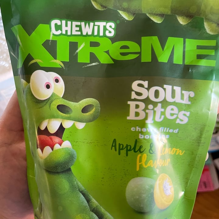 photo of Xtreme sour bites shared by @bettyfranchi on  17 Jun 2022 - review