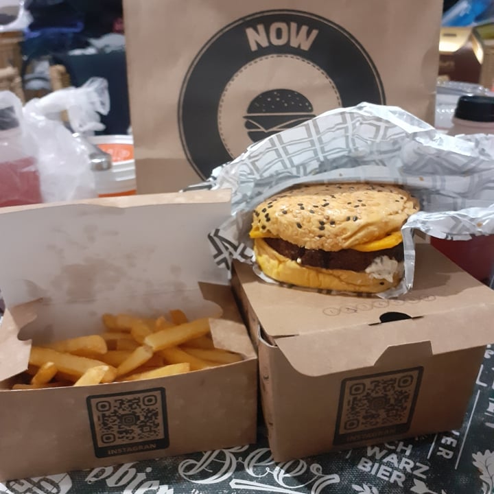 photo of NOW BURGER Vegan Koalla Burger shared by @luizagalv on  29 Dec 2021 - review