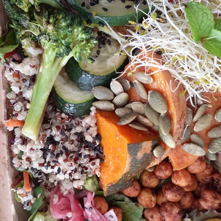 photo of Particle Cafe Rainbow Salad shared by @strawberry17 on  22 Jul 2021 - review