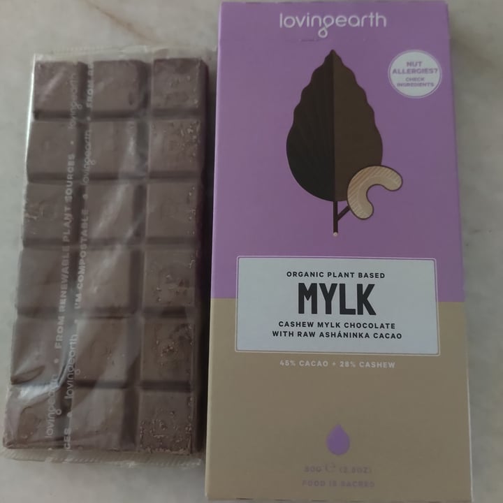 review photo of lovingearth Cashew Mylk Chocolate shared by @austenleow on 09 May 2021 - review