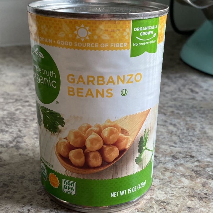 photo of Simple Truth Garbanzo Beans shared by @janmarie on  30 May 2022 - review