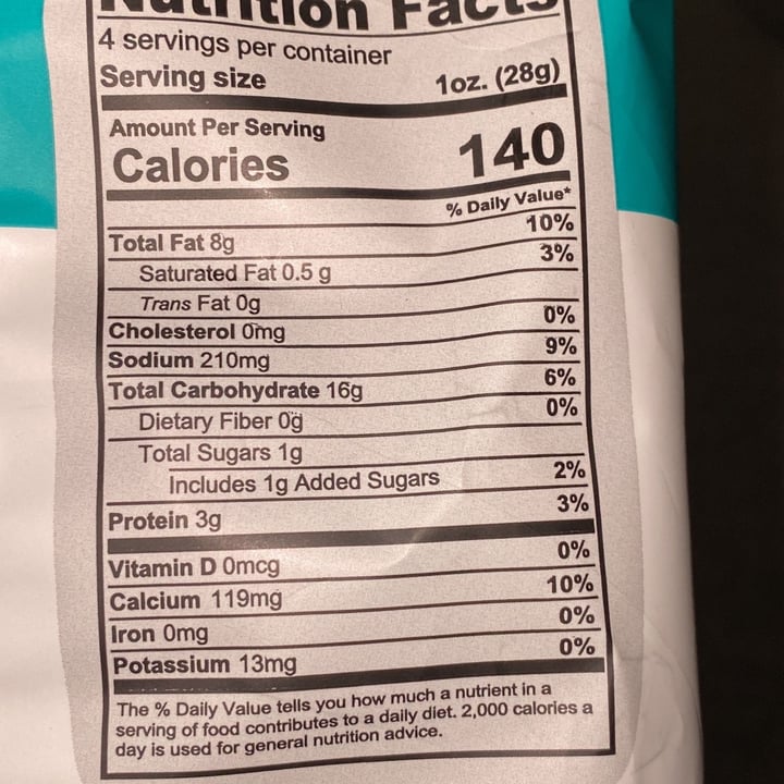 review photo of Spudsy Foods Vegan Cheesy Cheddar Sweet Potato Puffs shared by @elexis on 13 Oct 2021 - review