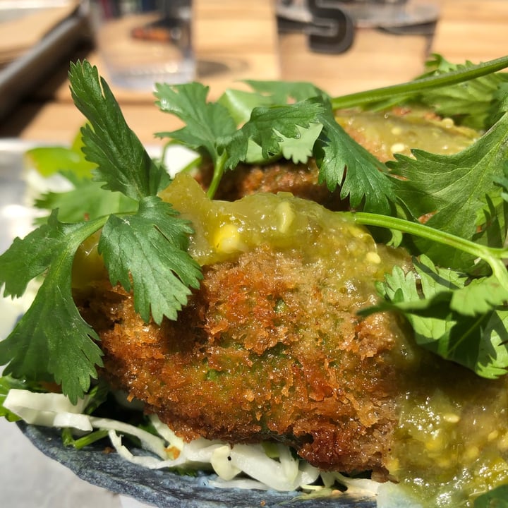 photo of Gott's Roadside Fried Avocado Tacos shared by @chanellechu on  07 Jun 2021 - review