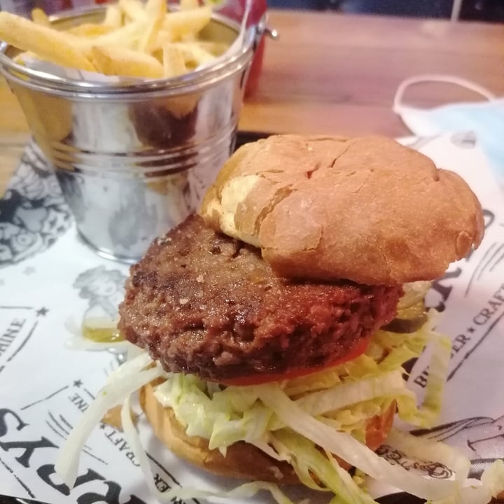 photo of Jerry's Burger Bar Observatory Holy (Not) Cow Burger shared by @rushisushi7 on  26 May 2021 - review