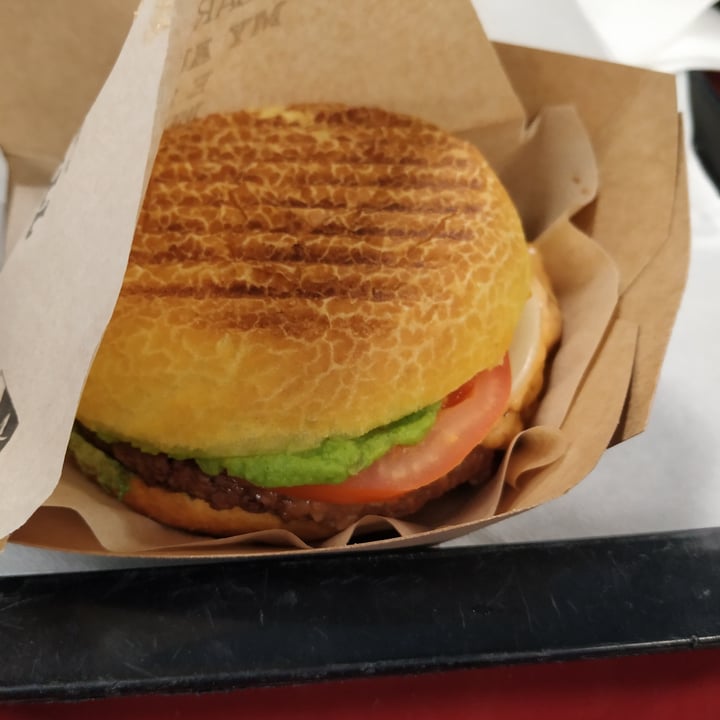 photo of Autogrill WOW BURGER shared by @gracefulvegan on  09 Dec 2021 - review