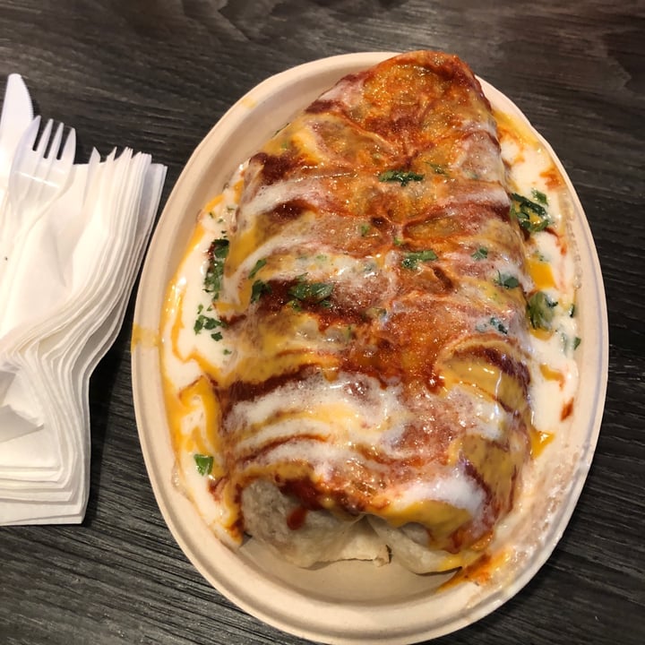 review photo of Doomie's NextMex Wet Burrito Carnitas shared by @baliveganclub on 15 Oct 2022 - review