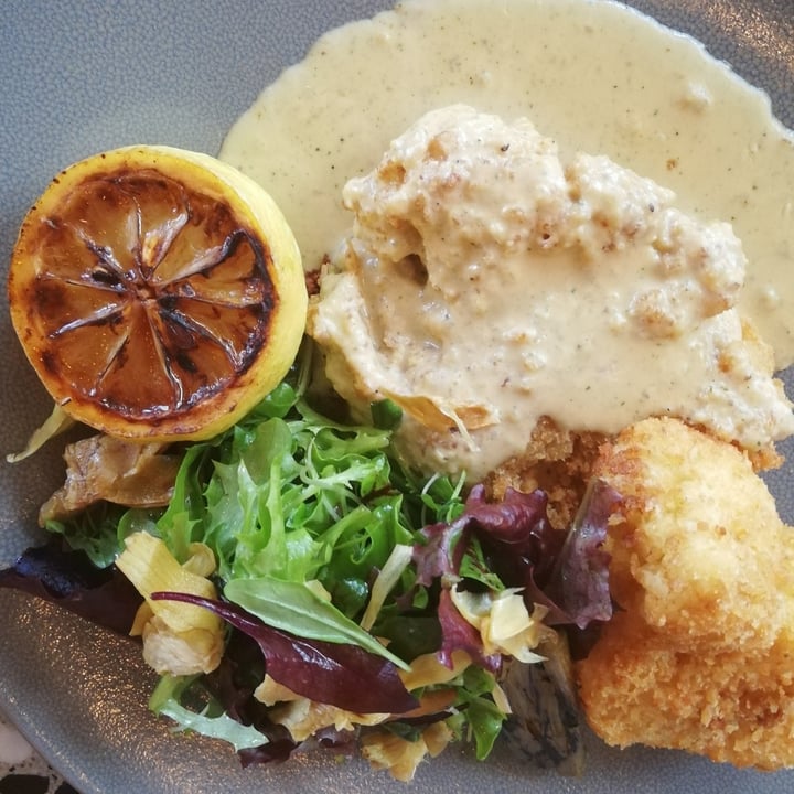 review photo of Proud Mary Cauliflower schnitzel shared by @jeandrek on 23 Aug 2022 - review