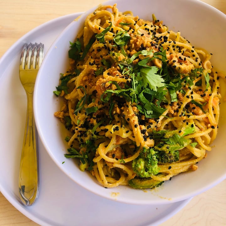 review photo of Marcello's plant based pizza Budha bowl shared by @llarranaga on 18 Nov 2021 - review