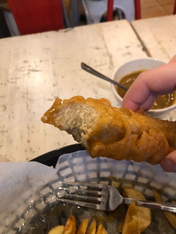 review photo of Sutton and Sons Vegan Chip Shop Vegan battered sausage with chips shared by @gumpi on 12 Dec 2019 - review