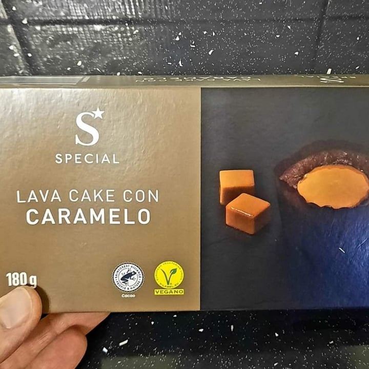 photo of ALDI Specially Selected Lava cake caramelo shared by @lalocadelosgatos8 on  06 Jan 2022 - review