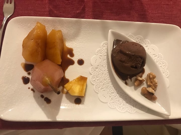 photo of Ristorante Il Portico Fruta caramelizada con helado de chocolate shared by @yolandagranados on  12 Aug 2019 - review