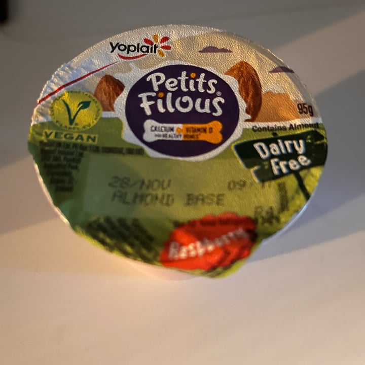 photo of Yoplait Petits filous shared by @hypnicol on  03 Dec 2022 - review