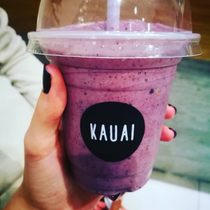 photo of KAUAI Strawberry Stinger shared by @veganonthesavannah on  24 Apr 2020 - review
