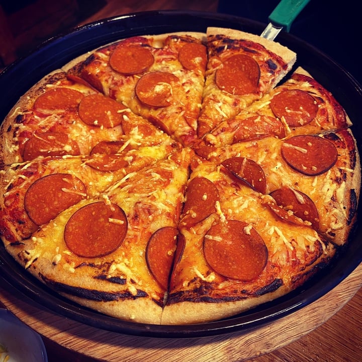 review photo of Pizza Hut Restaurants Vegan Pepperphoni shared by @macdonaldj121 on 13 Jan 2020 - review