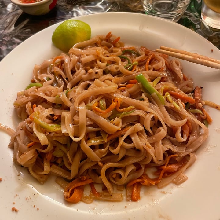 photo of Sawang Thai Restaurant Pad thai shared by @iside01 on  31 Dec 2021 - review