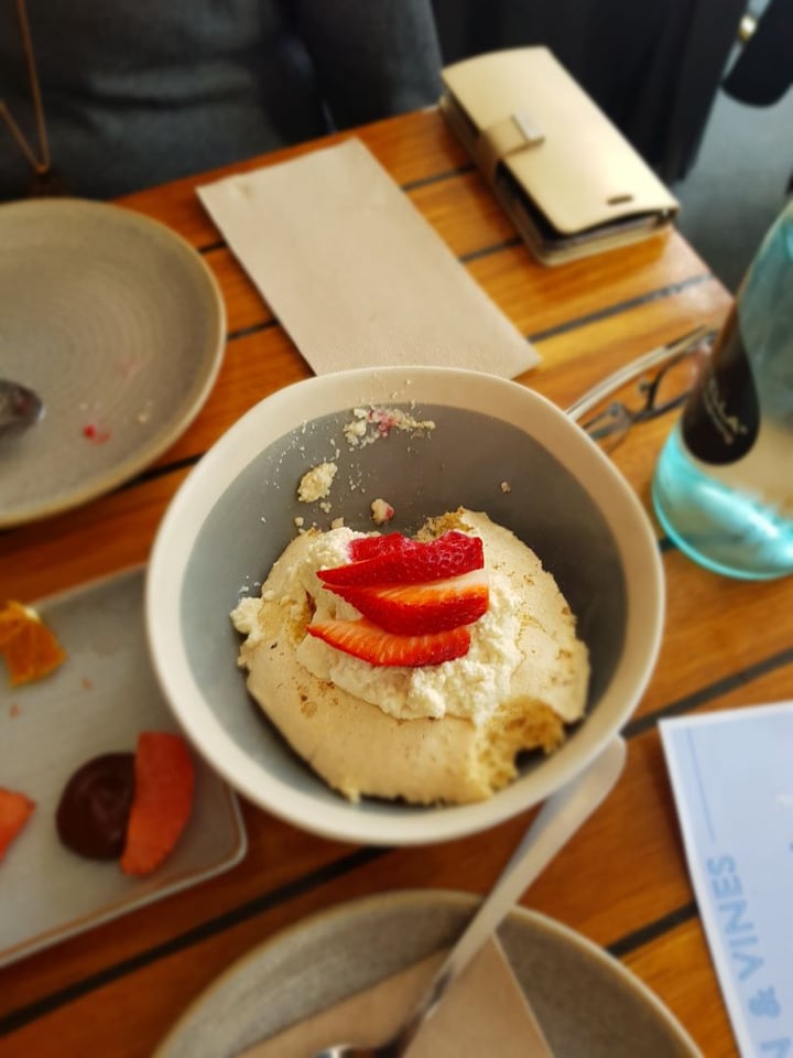photo of Manly Wine AquaFarba pavlova shared by @callanf08 on  31 Jul 2019 - review