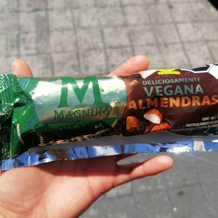 review photo of Magnum Magnum Almendras Vegana shared by @mayu110 on 13 Feb 2022 - review