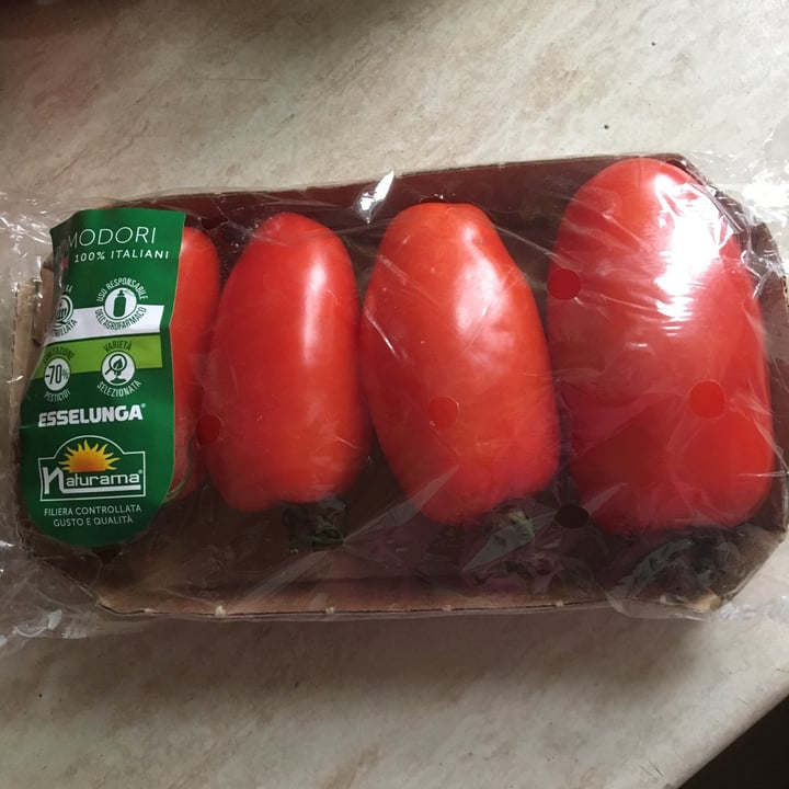 photo of Gandini Pomodori “portento” shared by @savethefuture on  21 Dec 2021 - review