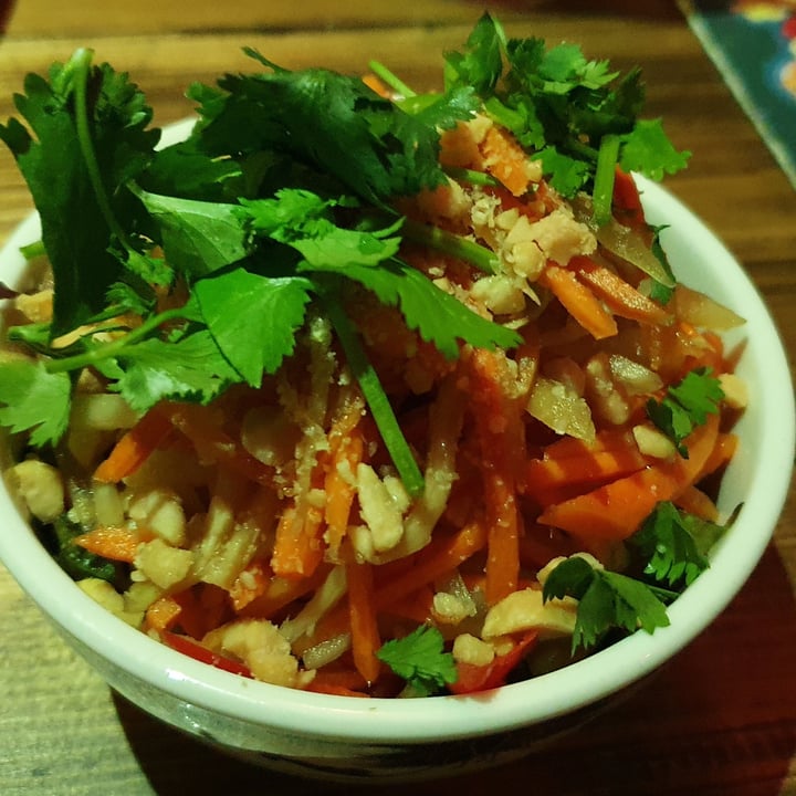 photo of Element Five - Vegan Tapas Bar Papaya salat shared by @kirsten123 on  12 Sep 2021 - review