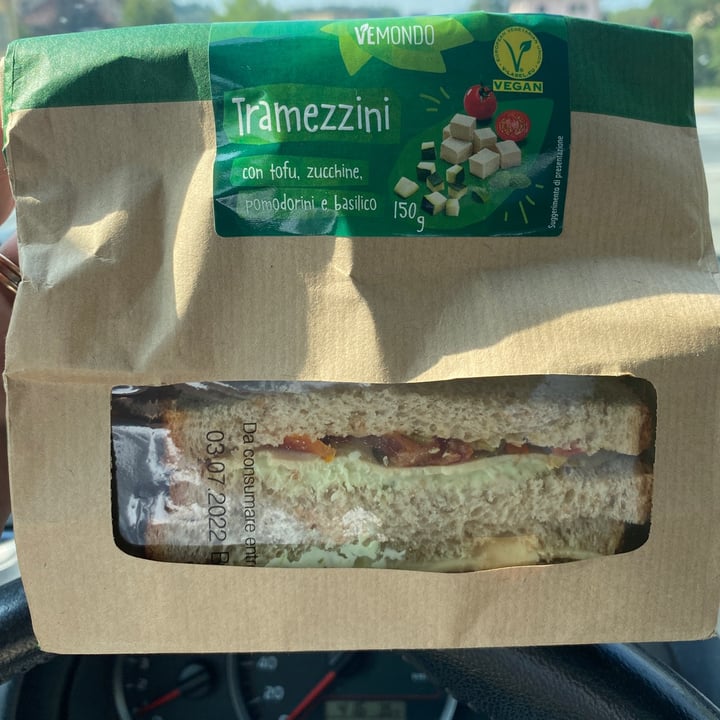 photo of Vemondo Tramezzini Con Tofu Zucchine Pomodorini E Basilico shared by @mariamagri on  17 Jun 2022 - review