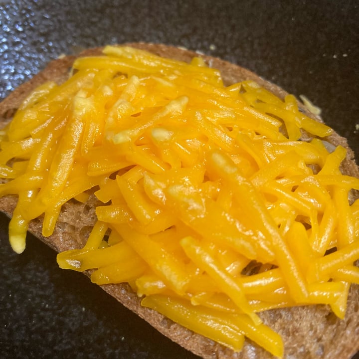 photo of Violife Shredded cheddar style shared by @m13 on  27 Nov 2021 - review