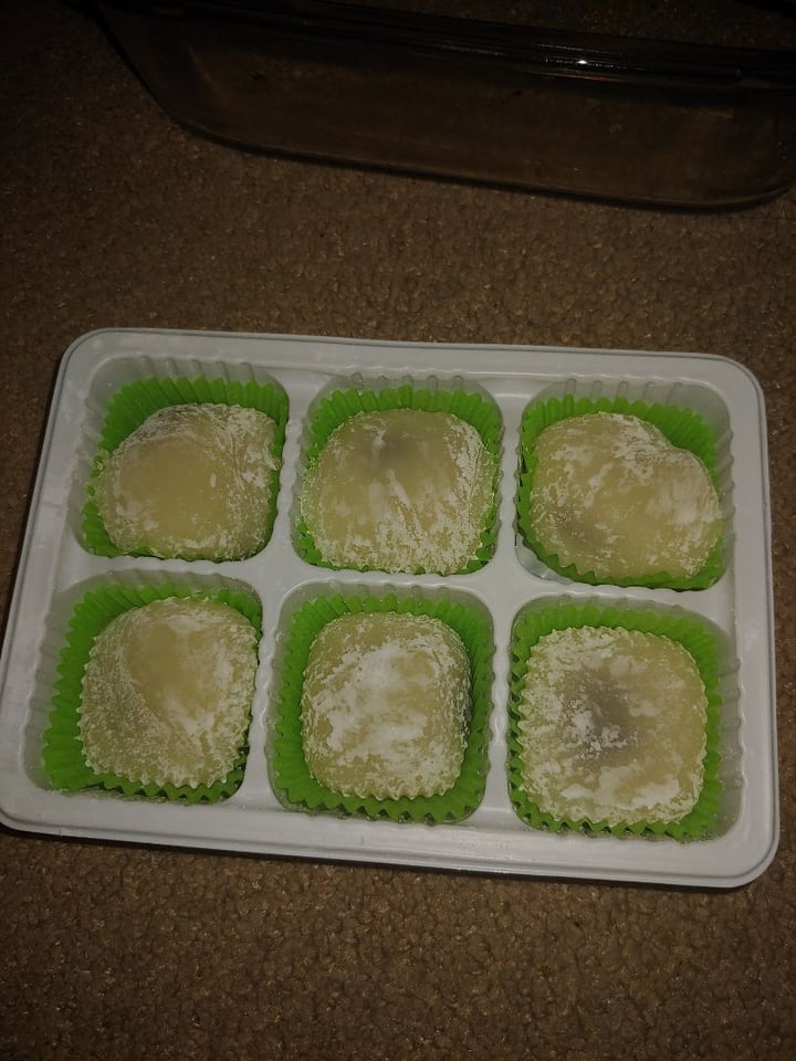 photo of Royal Family Red Bean Mochi shared by @vecanter on  10 Dec 2019 - review