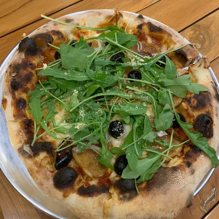 review photo of CRUST Tapenade Pizza shared by @ai-yam-vegan on 07 Jan 2021 - review