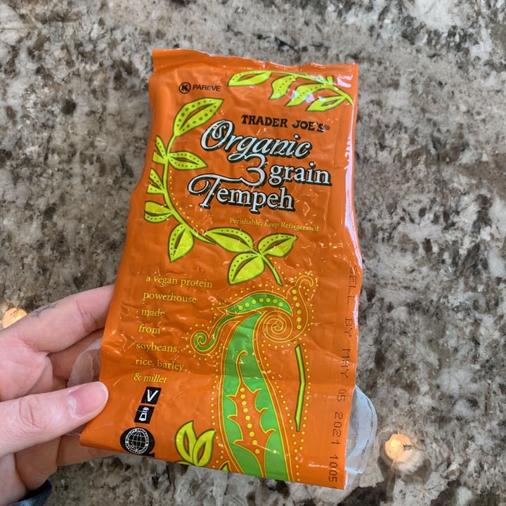 photo of Trader Joe's Organic 3 Grain Tempeh shared by @candidlycam on  25 Mar 2021 - review