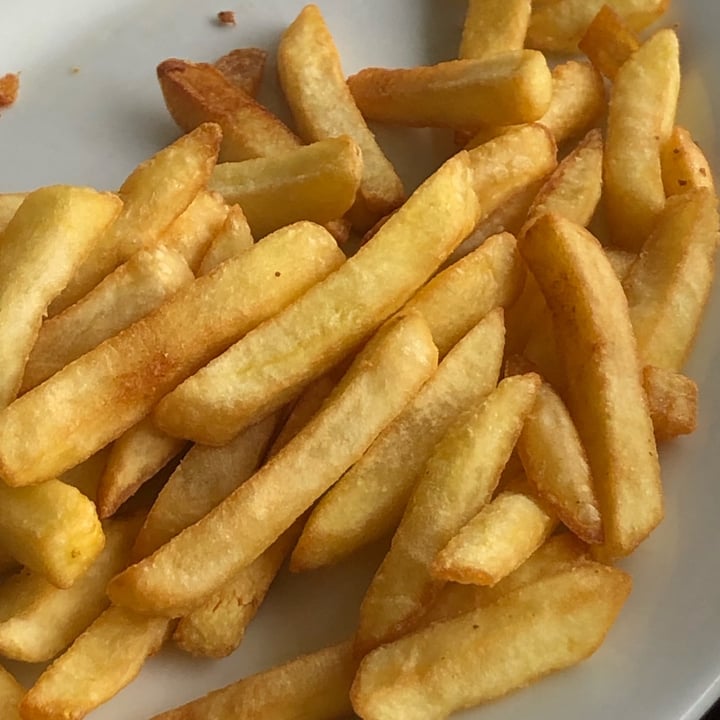 photo of Bela Voda Restaurant french fries shared by @eliiiiiiiiii8i on  01 May 2022 - review