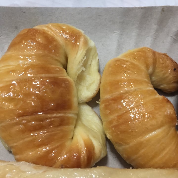 photo of Panaderia Sweet Medialunas dulces shared by @marzonicolas on  17 Sep 2021 - review